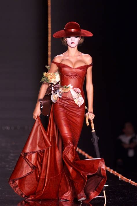 john galliano runway